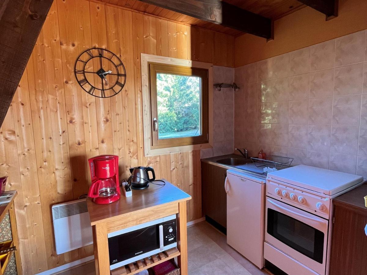Atypique Plein De Charme Avec Garage Et Balcon, Ideal Pour Familles - Fr-1-761-33 *